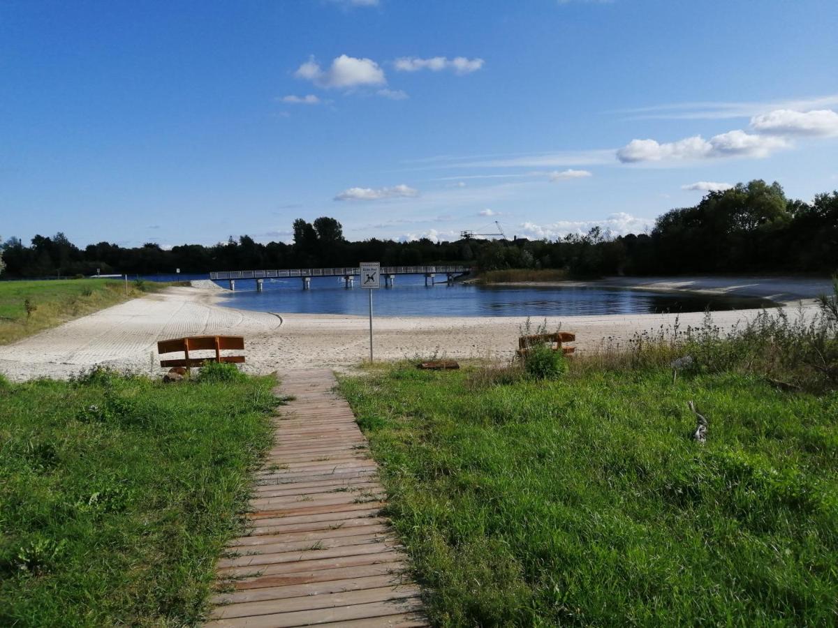 Ferienhaus Maja am See Aurich  Exterior foto